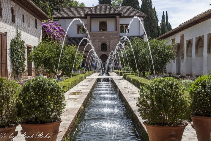 Generalife, Acquia-Hof